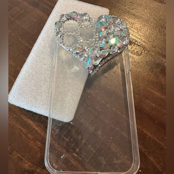 Accessories - iPhone 14 Pro Max rhinestone heart clear case